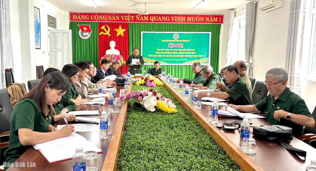 Các đại biểu tham dự hội nghị.