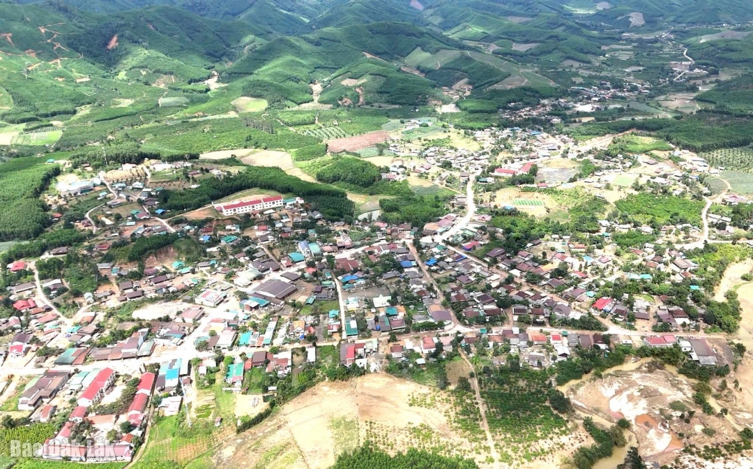 Diện mạo nông thôn ở xã Yang Mao ngày càng khởi sắc.