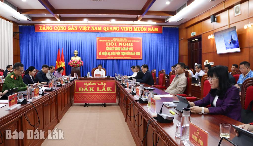 Đại biểu tham dự Hội nghị tại điểm cầu Đắk Lắk