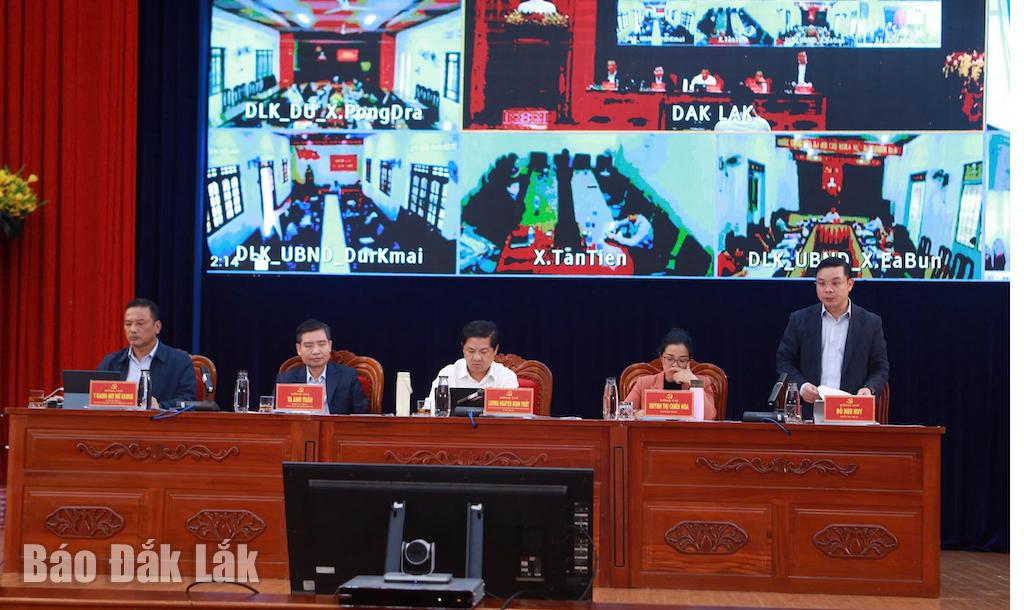 Lãnh đạo Chủ trì Hội nghị