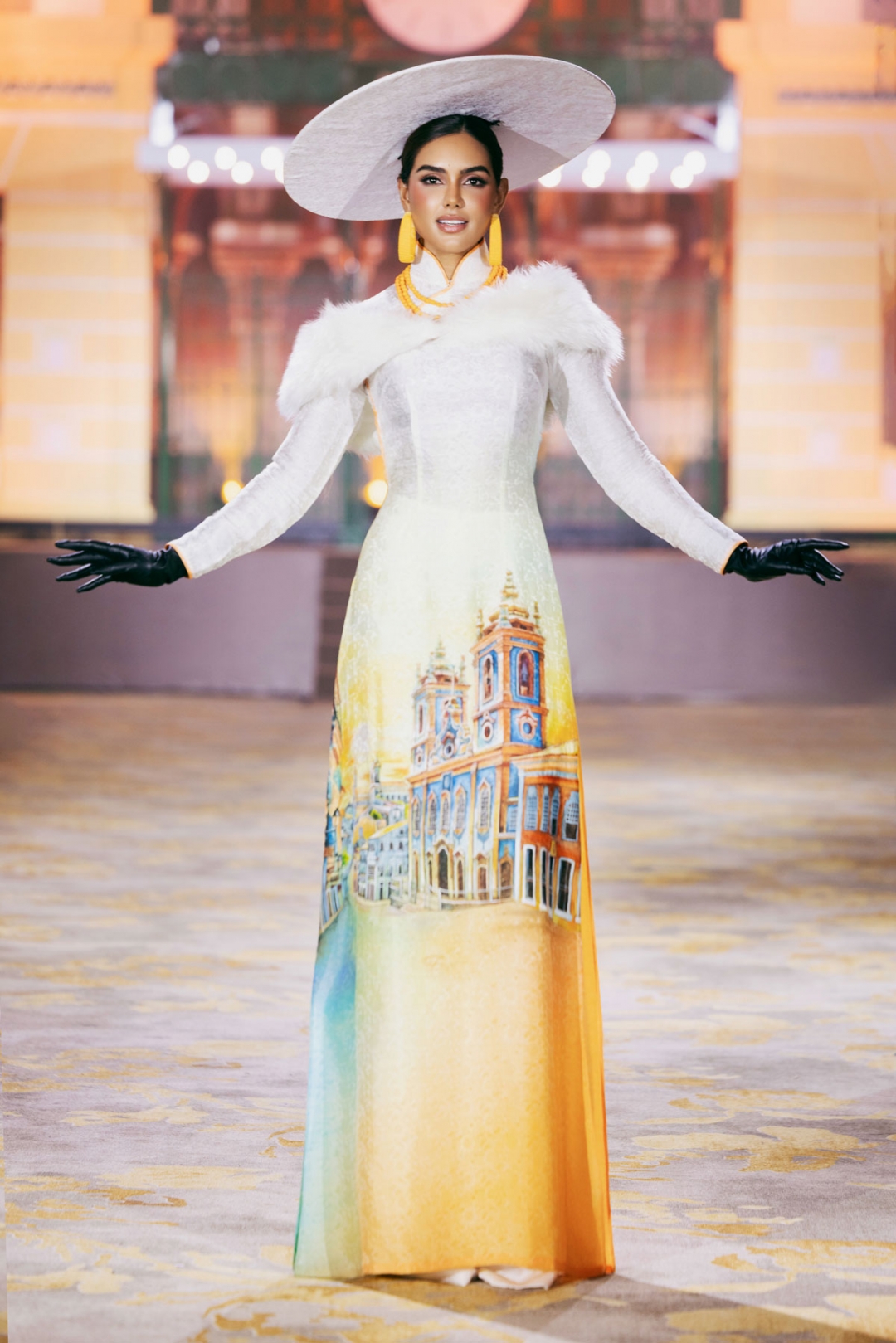 Ứng dụng kỹ thuật nhuộm ombre khiến cho thiết kế thêm ấn tượng