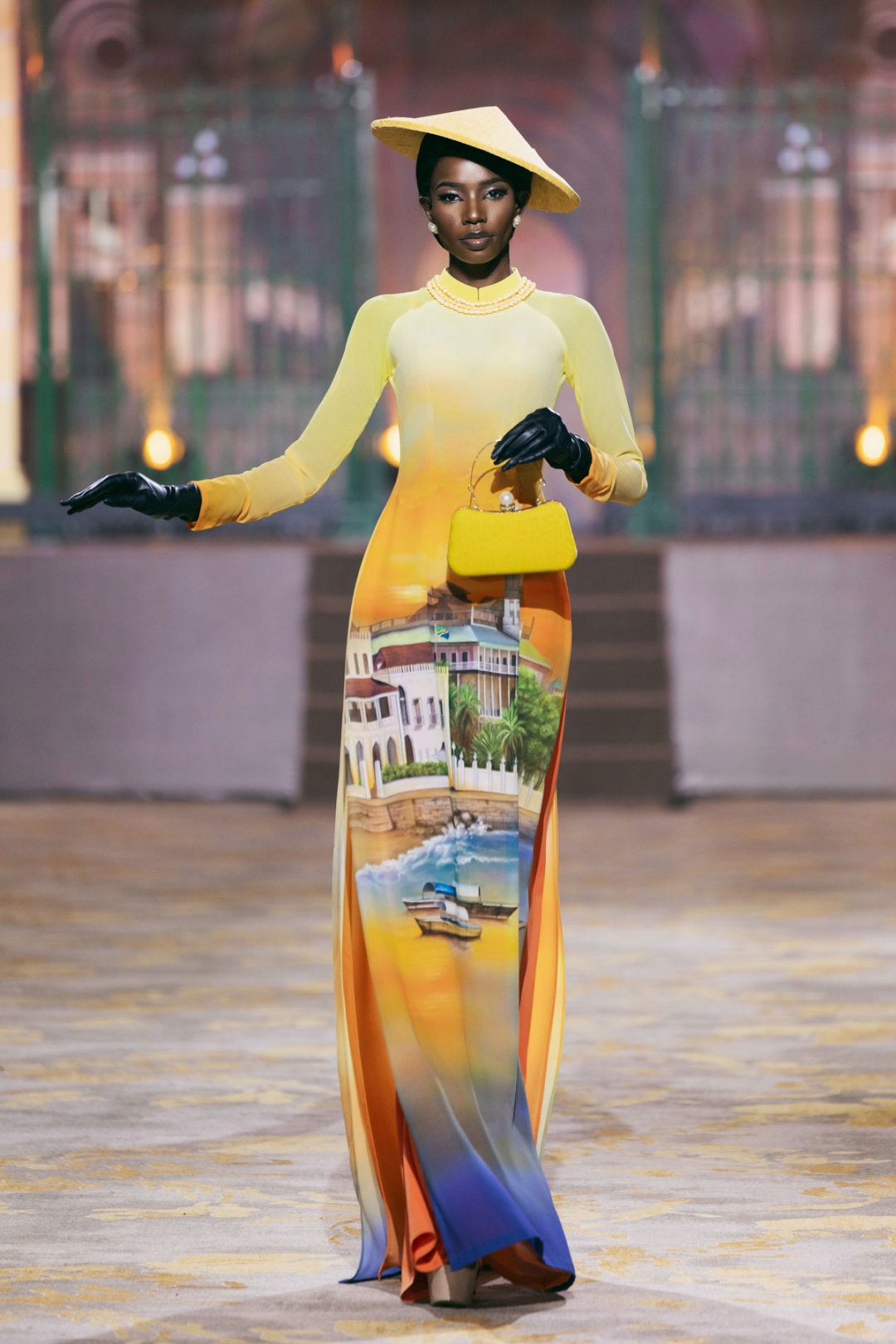 Phần họa tiết trên áo lấy cảm hứng từ những kỳ quan thiên nhiên, tuyệt tác kiến trúc, nghệ thuật đến từ quê hương của mỗi thí sinh.