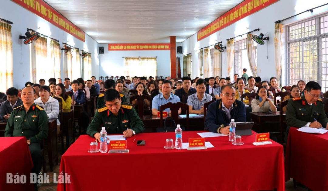 Các đại biểu tham dự khai mạc lớp bồi dưỡng.