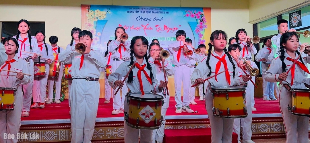 Tiết mục do CLB, đội, nhóm chuyên biểu diễn.