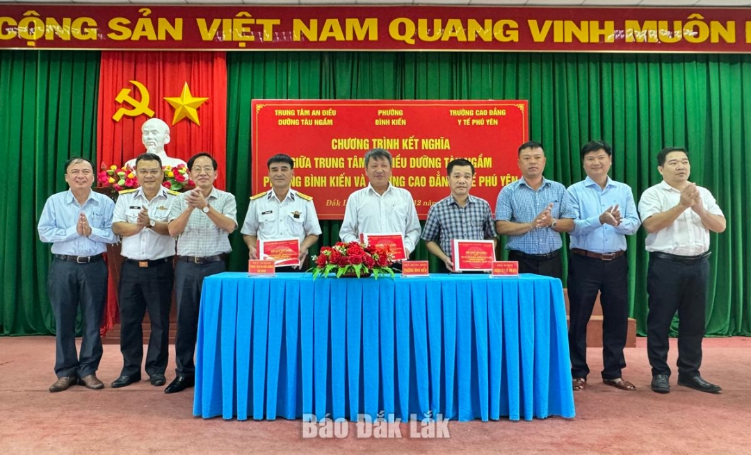 Ba đơn vị thống nhất ký kết chương trình phối hợp trong công tác.