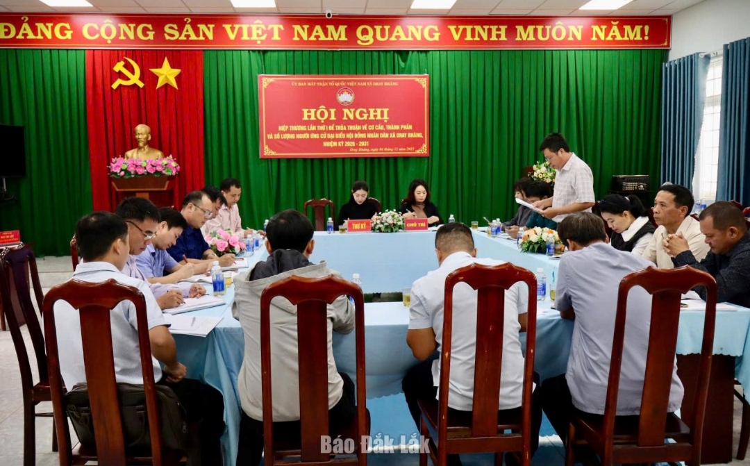 Đại biểu tham dự tại hội nghị.