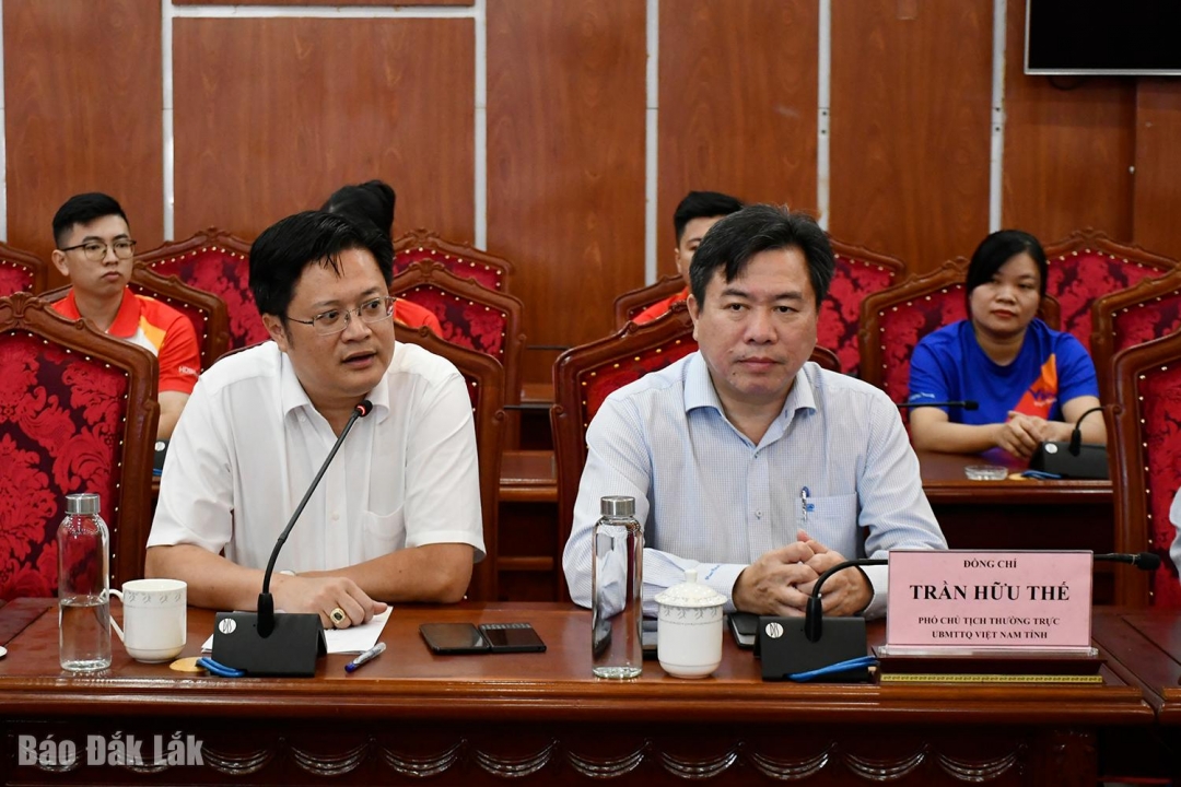 Ông Hoàng Linh, Phó Giám đốc Ngân hàng Nhà nước Chi nhánh Khu vực 11, đề nghị sau khi ký kết hợp tác, HDBank và Hội Liên hiệp Phụ nữ tỉnh tổ chức truyền thông, hướng dẫn để nhiều hộ dân tiếp cận được gói tín dụng ưu đãi.