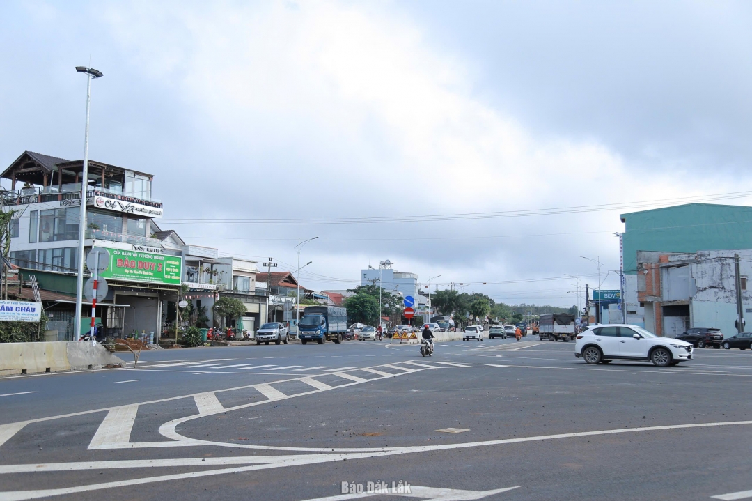 Dự án đầu tư xây dựng đường Hồ Chí Minh đoạn tránh phía Đông TP. Buôn Ma Thuột hoàn thành sẽ giảm tải cho hệ thống giao thông khu vực trung tâm Buôn Ma Thuột.