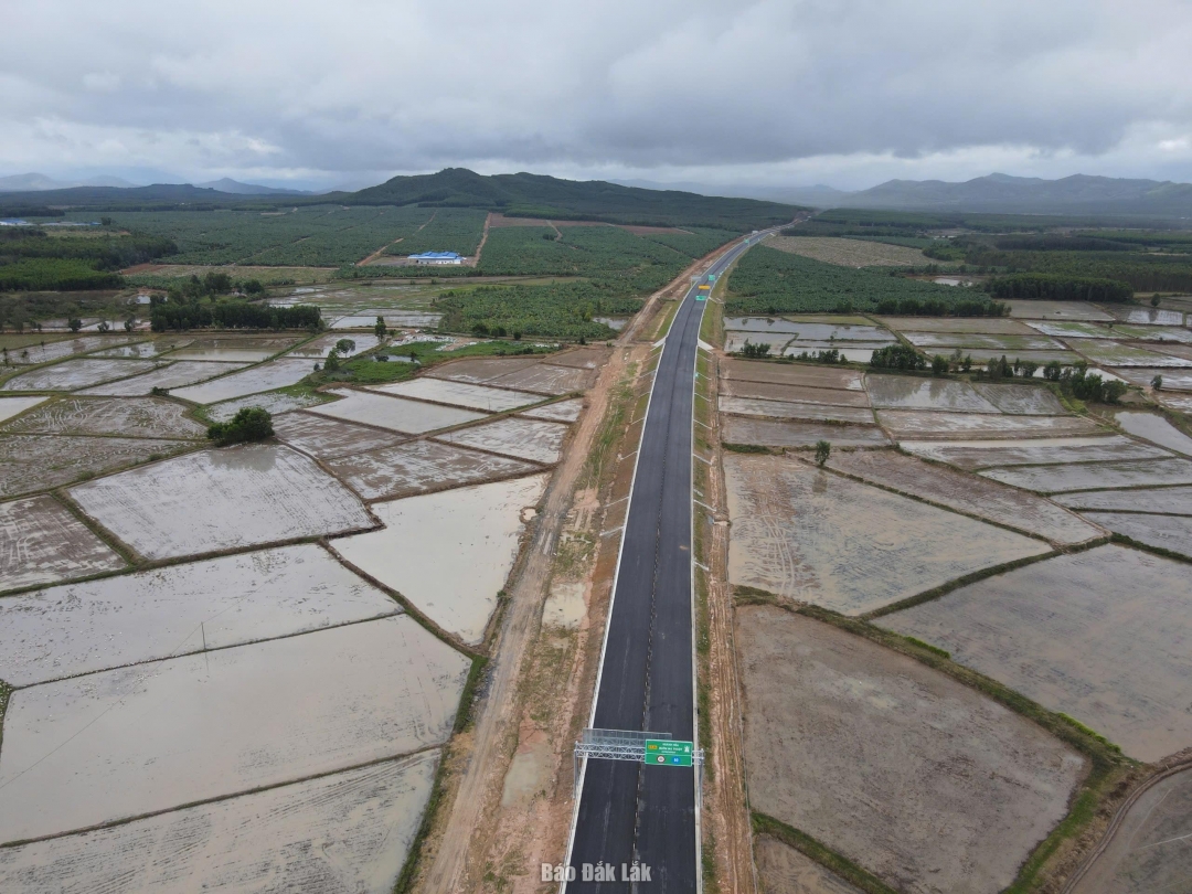 Dự án thành phần 3 thuộc Dự án cao tốc Khánh Hòa - Buôn Ma Thuột hoàn thành sẽ góp phần giảm tải cho tuyến Quốc lộ 26.