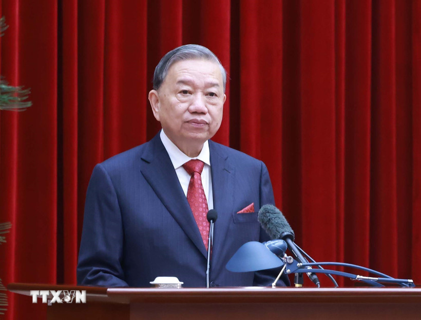 Tổng Bí thư Tô Lâm phát biểu bế mạc Hội nghị lần thứ 15 Ban Chấp hành Trung ương khóa XIII. Ảnh: TTXVN