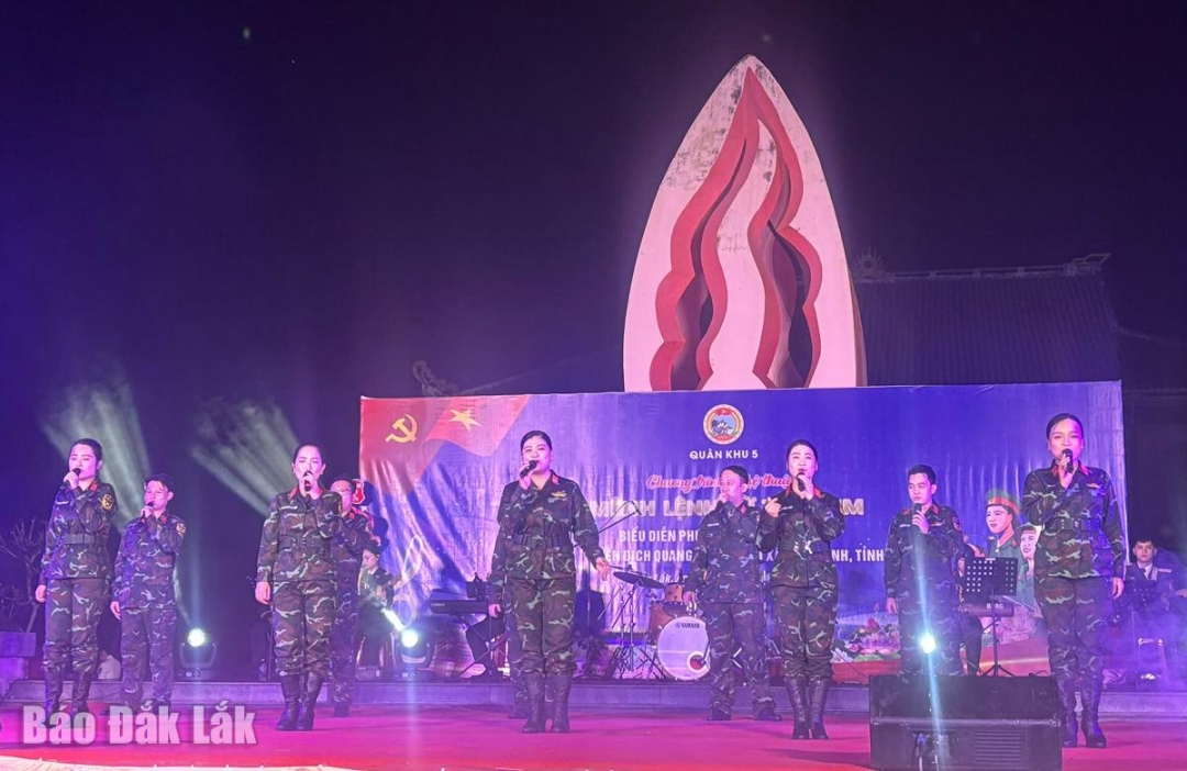 Chương trình nghệ thuật lan tỏa tinh thần trách nhiệm và tình cảm của người lính hướng về Nhân dân.