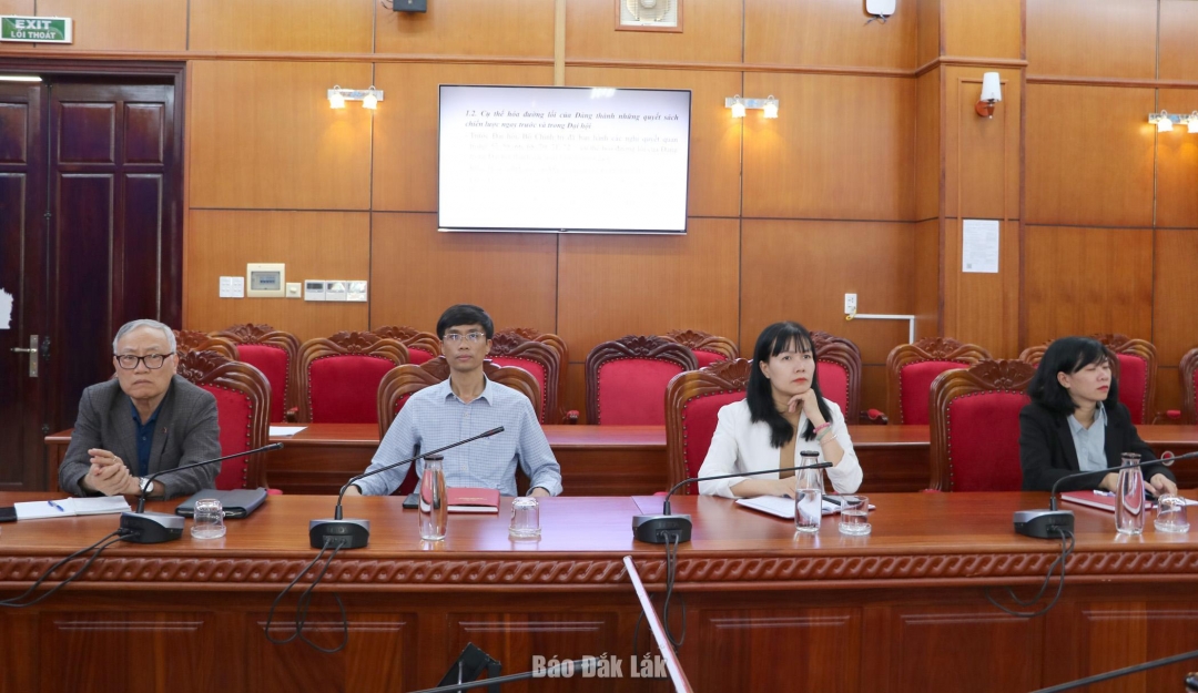 Các đại biểu dự hội nghị tập huấn.