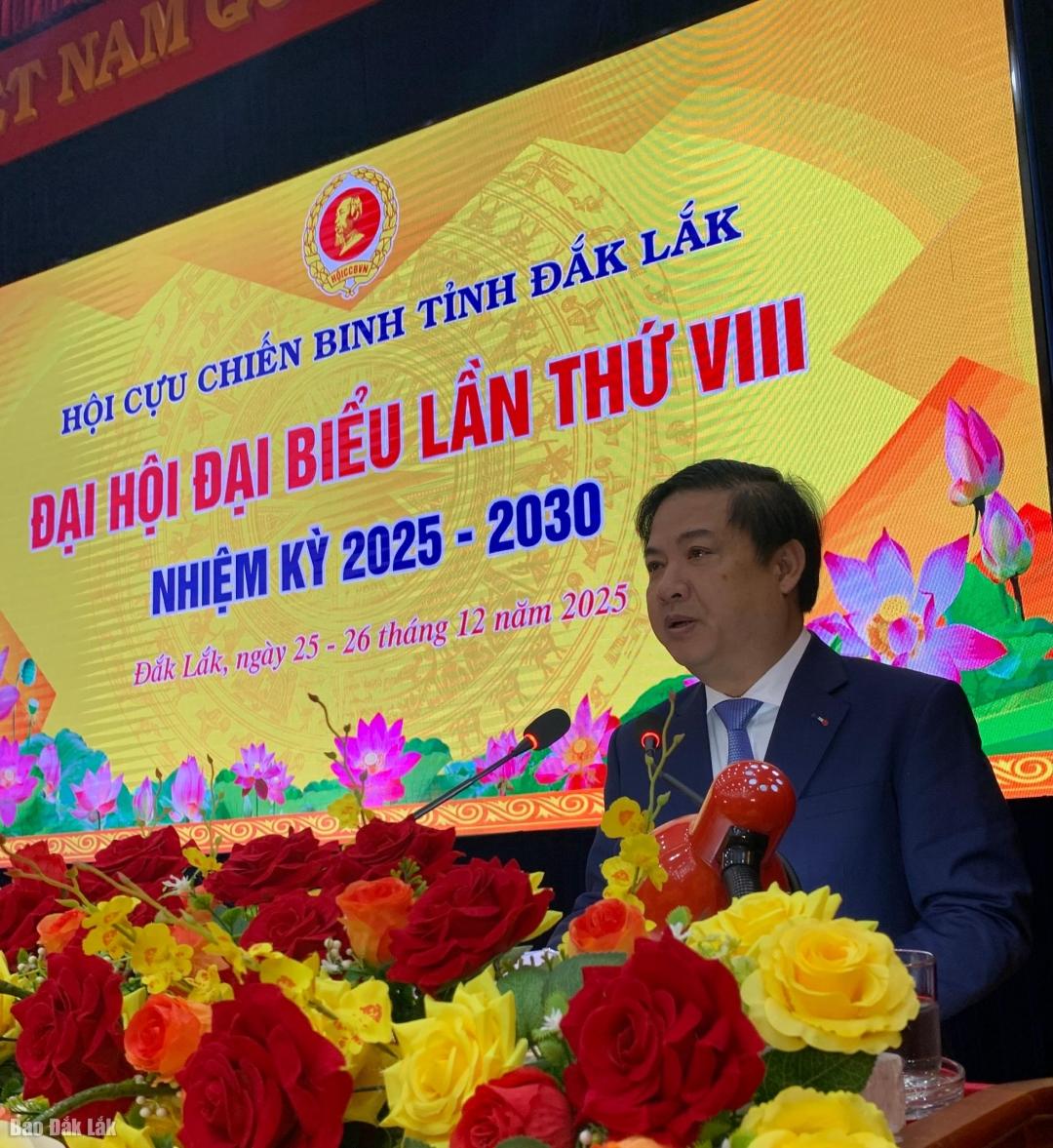 Bí thư Tỉnh ủy Lương Nguyễn Minh Triết phát biểu chỉ đạo đại hội