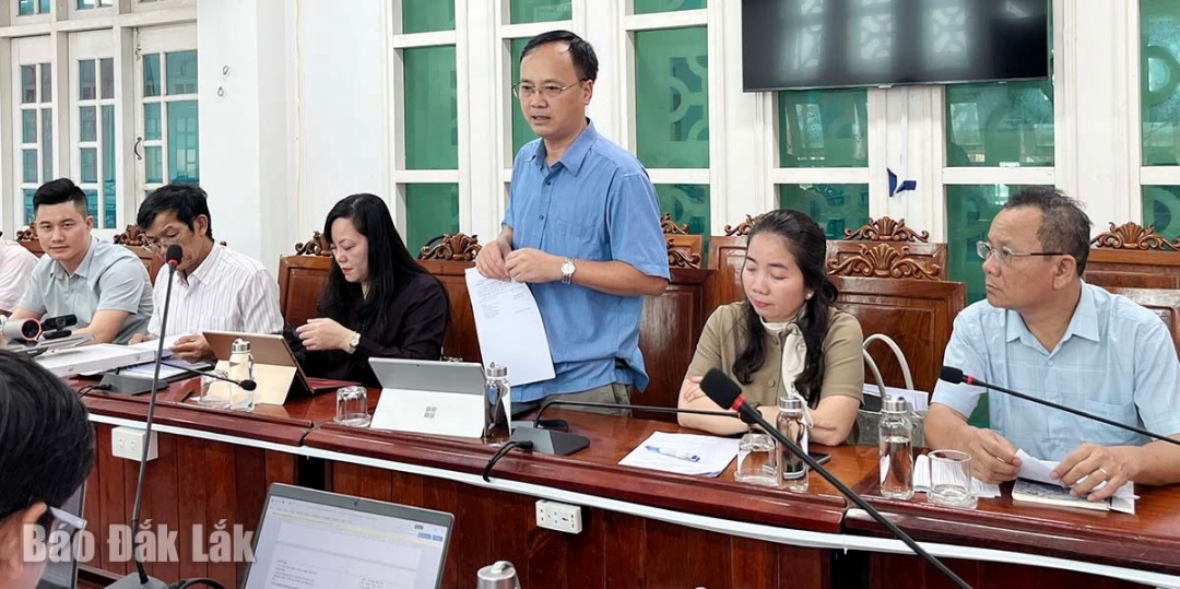 Ông Phan Quang Minh Phó Cục trưởng Cục Chăn nuôi và Thú y chia sẻ với những khó khăn của các địa phương sau lũ lụt.