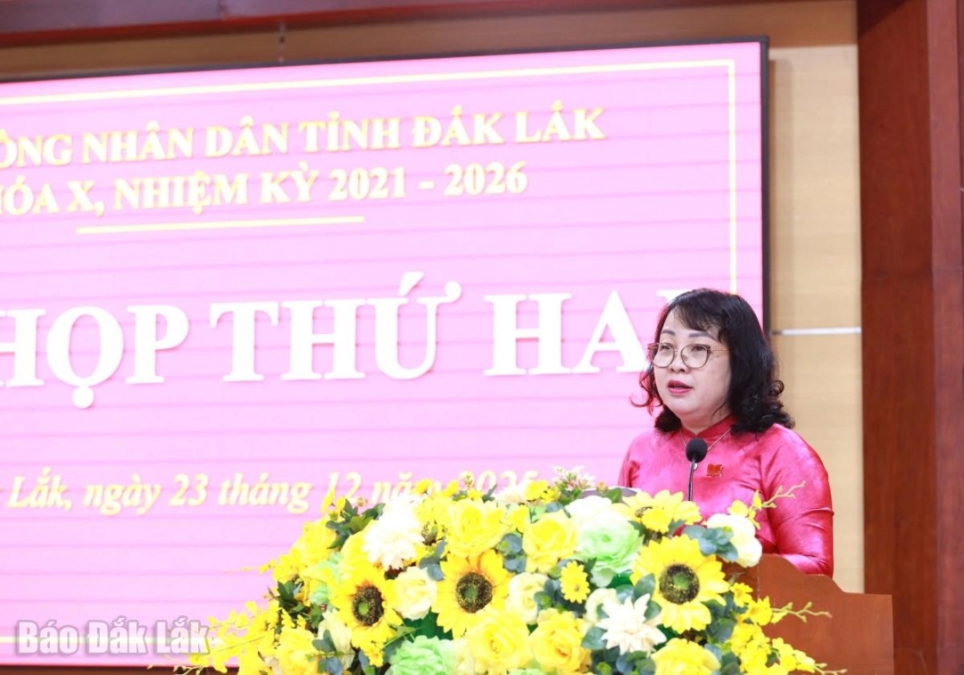 Phó Bí thư Thường trực Tỉnh ủy, Chủ tịch HĐND tỉnh Cao Thị Hòa An phát biểu khai mạc. Ảnh: Vạn Tiếp