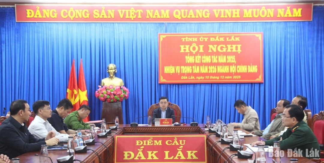 Các đại biểu tham dự hội nghị tại điểm cầu tỉnh Đắk Lắk.