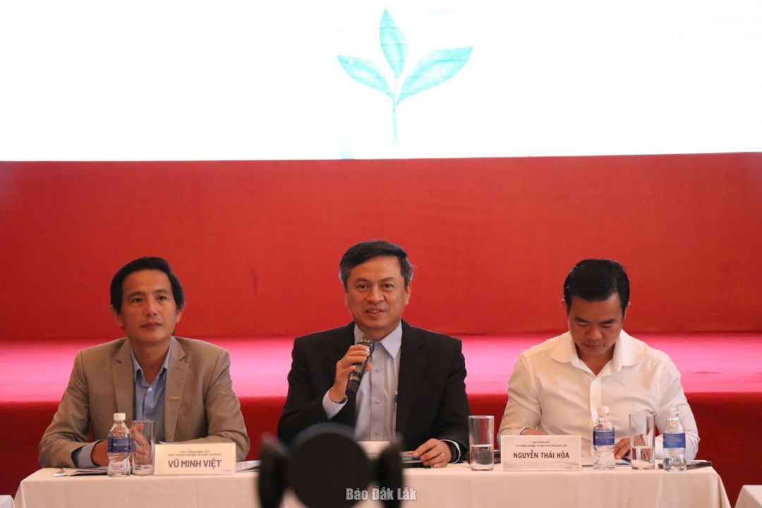 Phó Cục trưởng Cục Quản lý và Xây dựng công trình thủy lợi Nguyễn Hoài Nam phát biểu điều hành diễn đàn.