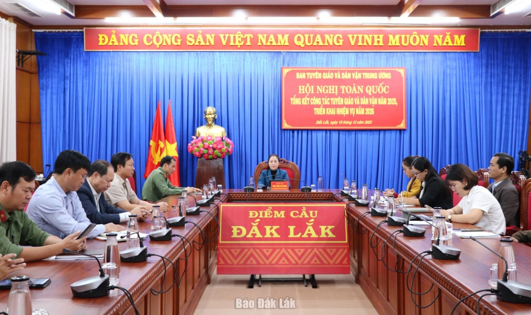 Quang cảnh tại điểm cầu Tỉnh ủy Đắk Lắk.