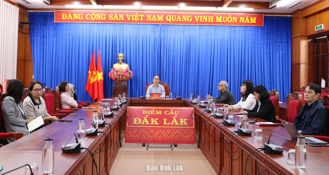 Quang cảnh tại điểm cầu Tỉnh ủy Đắk Lắk.