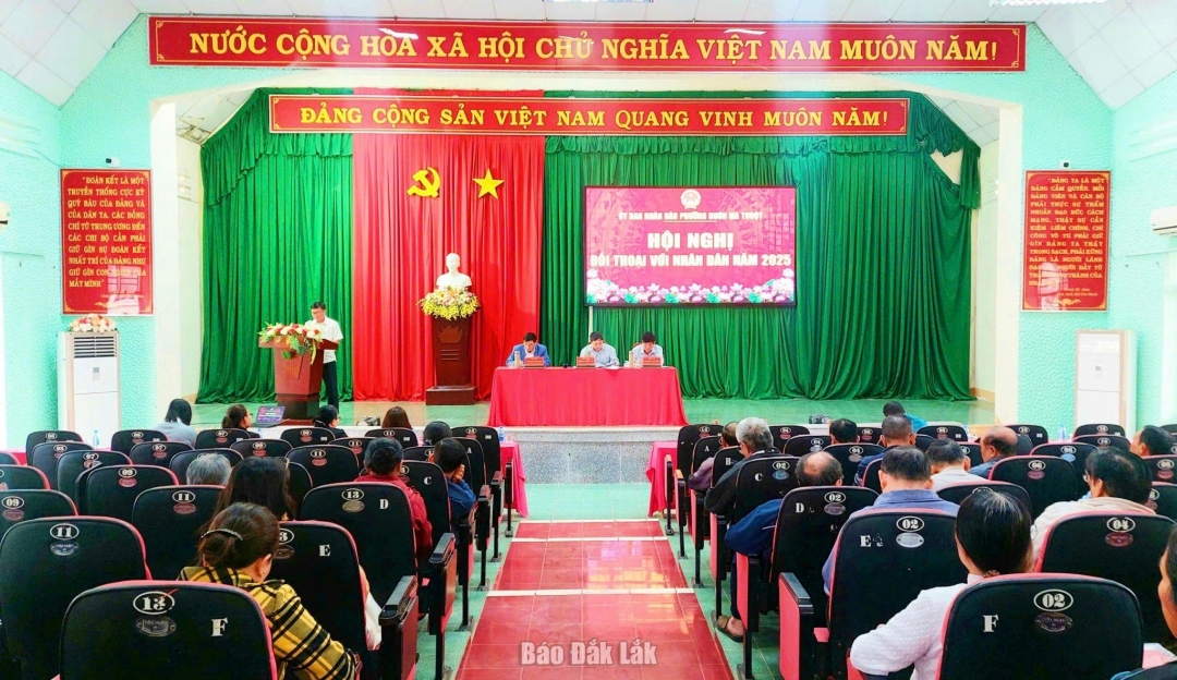 Quang cảnh hội nghị đối thoại.