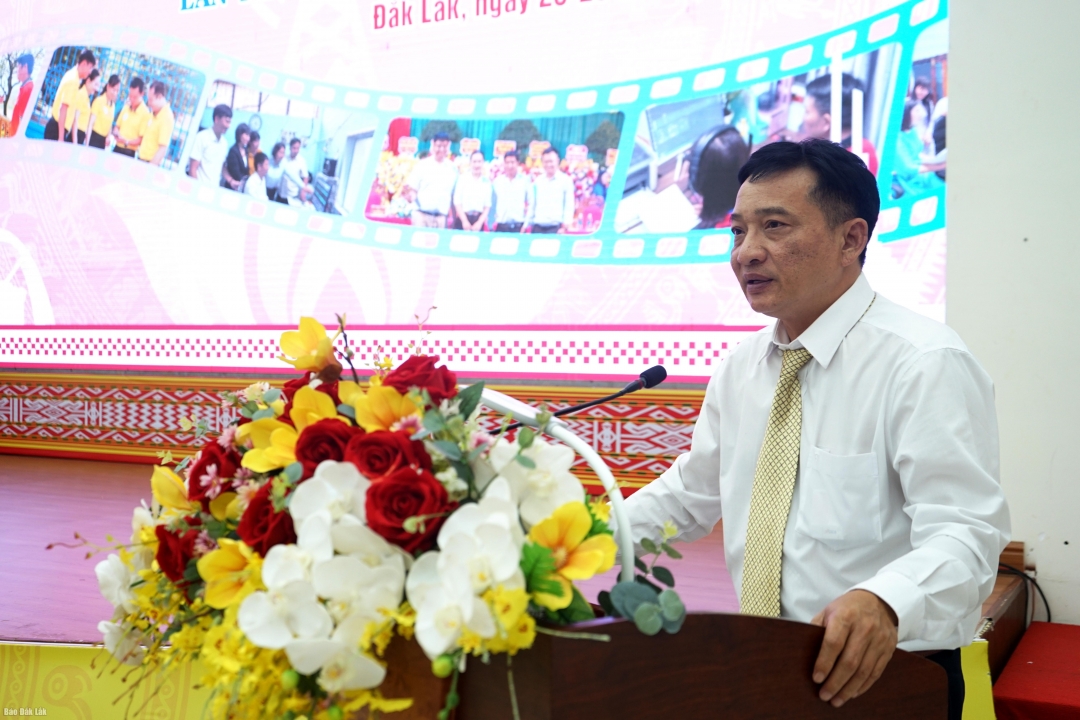 Phó Giám đốc Sở Văn hóa - thể thao và Du lịch Nguyễn Quốc Hiệp phát biểu bế mạc Liên hoan