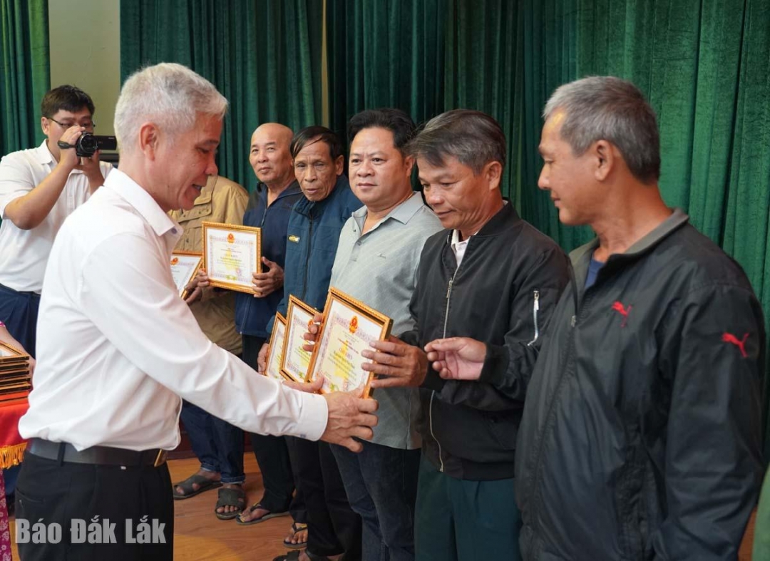 Huỳnh Ngọc Oánh, Phó Bí thư Thường trực Đảng ủy phường 