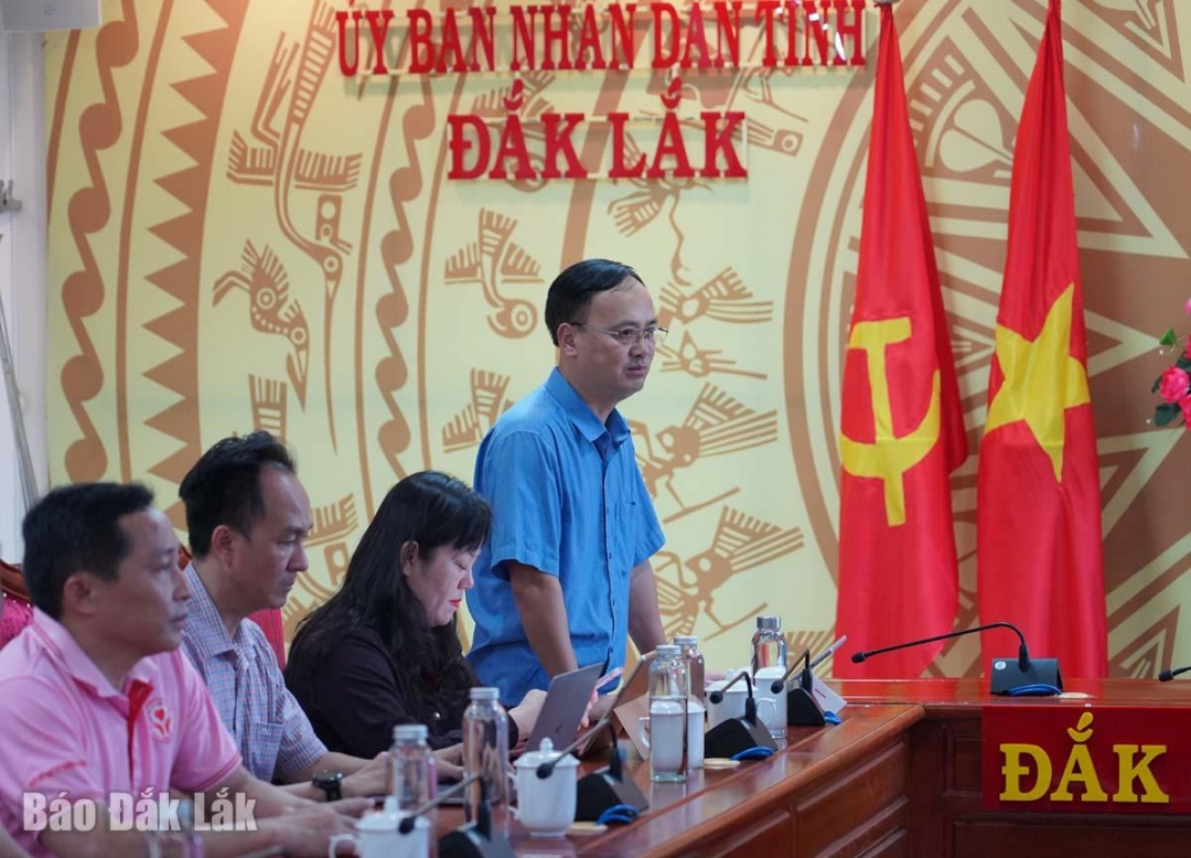 Ông Phan Quang Minh, Phó Cục trưởng Cục Chăn nuôi và Thú y chia sẻ những mất mát của tỉnh Đắk Lắ k.