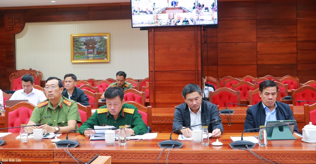 Đại diện các sở, ngành, ban quản lý các dự án tham dự Hội nghị.