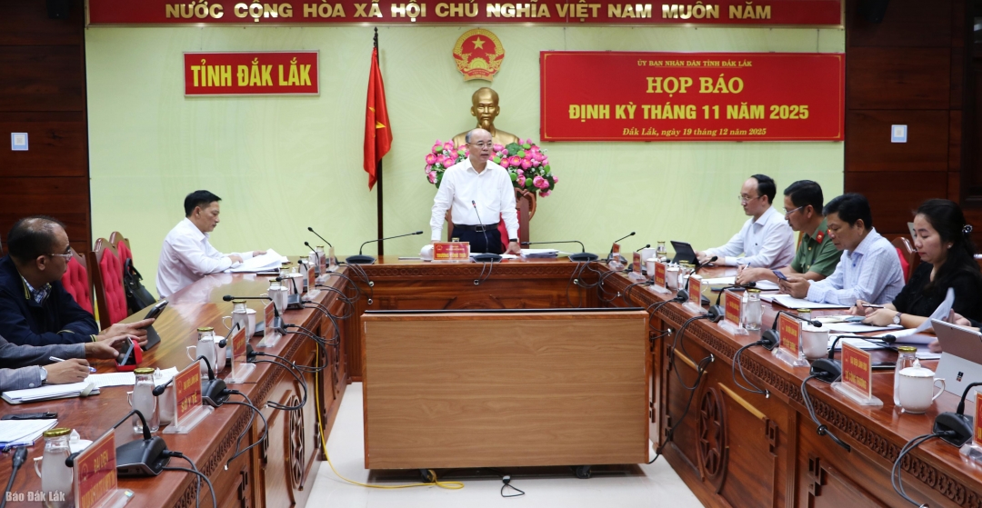 Phó Chủ tịch UBND tỉnh Trương Công Thái ghi nhận và đánh giá cao sự đồng hành, đóng góp tích cực của các cơ quan báo chí trong công tác thông tin, tuyên truyền, định hướng dư luận