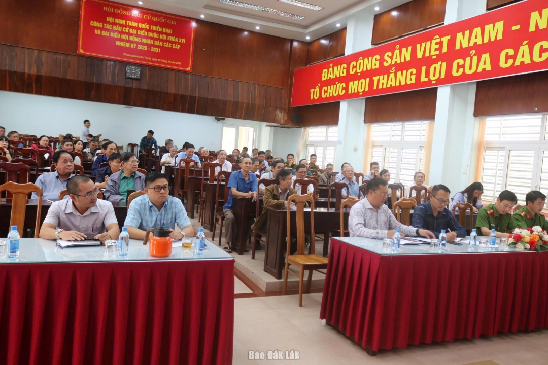 Quang cảnh hội nghị.