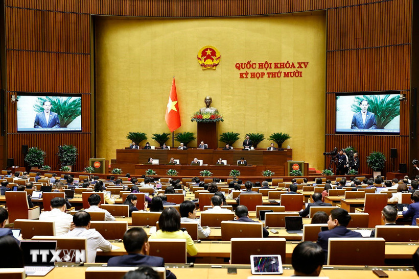 Quốc hội làm việc tại nghị trường. Ảnh: TTXVN