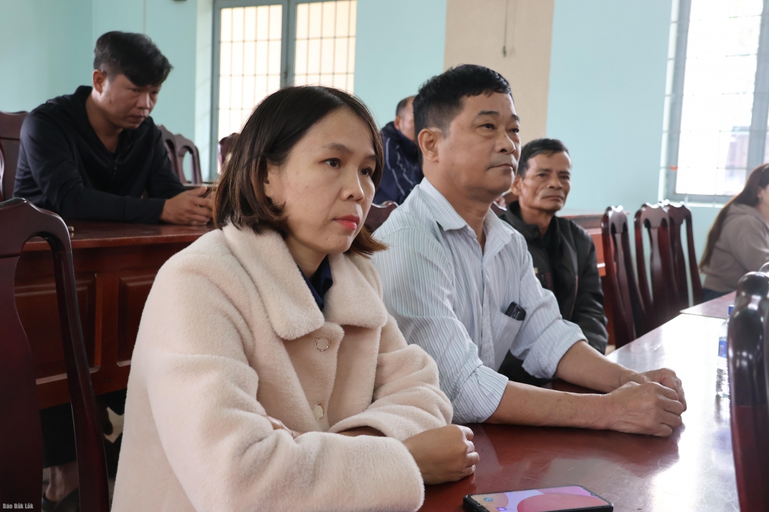 chị Triệu Thị Niệm 