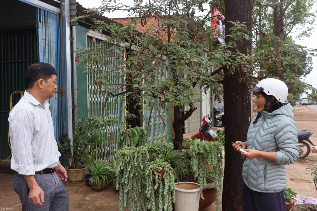 Ông Hoàng Ngọc Chung vận động người dân