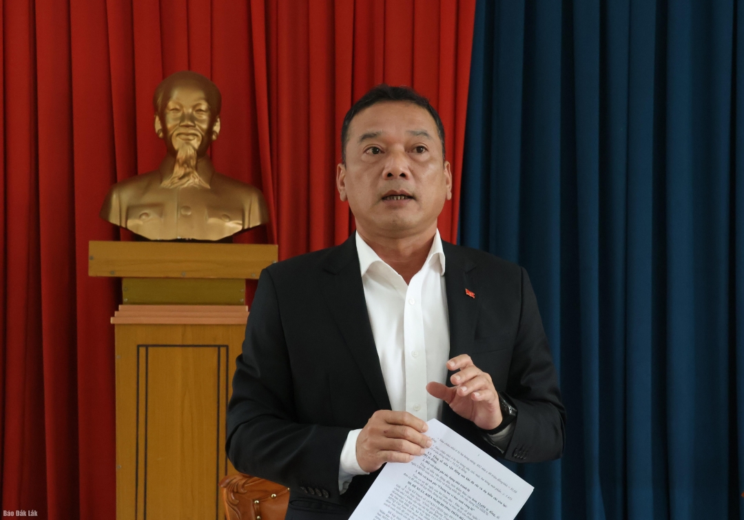 Phó Bí thư Tỉnh ủy, Chủ tịch Ủy ban MTTQ Việt Nam tỉnh, Trưởng Ban Vận động cứu trợ tỉnh Y Giang Gry Niê Knơng