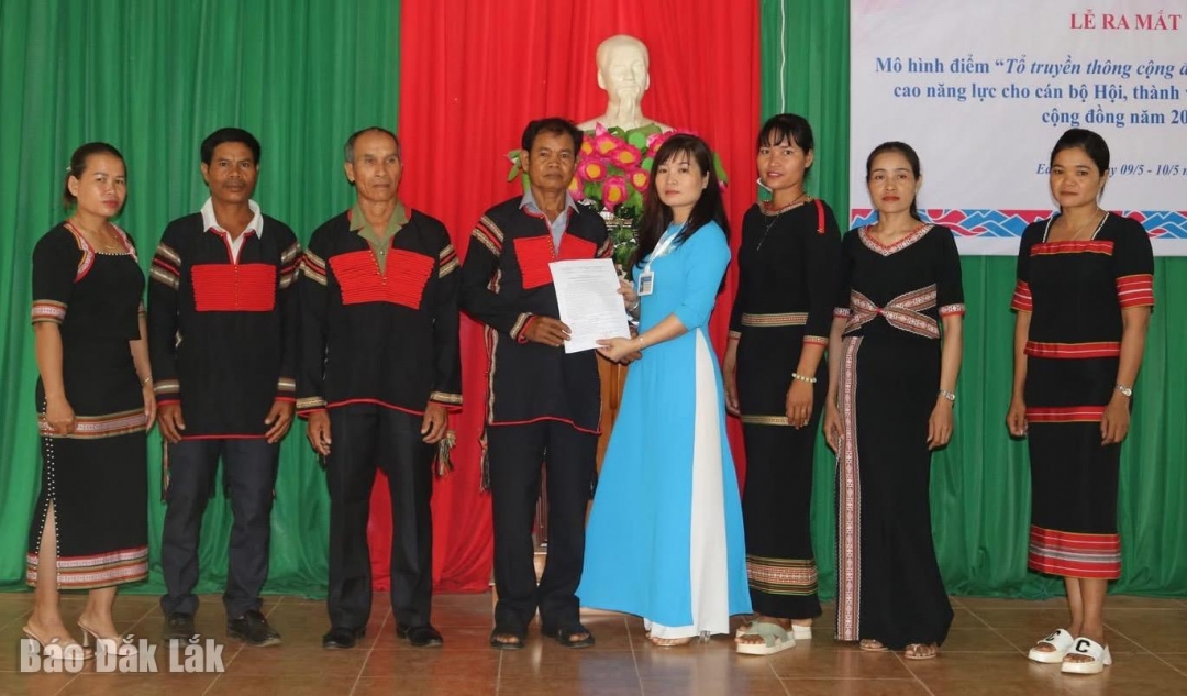 Lễ ra mắt mô hình