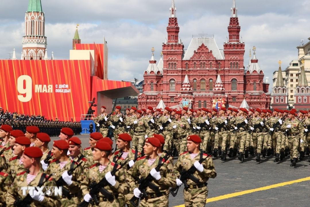 Binh sỹ tham gia lễ duyệt binh kỷ niệm 80 năm Ngày Chiến thắng trên Quảng trường Đỏ tại Moskva, Nga ngày 9/5/2025. Ảnh: TTXVN