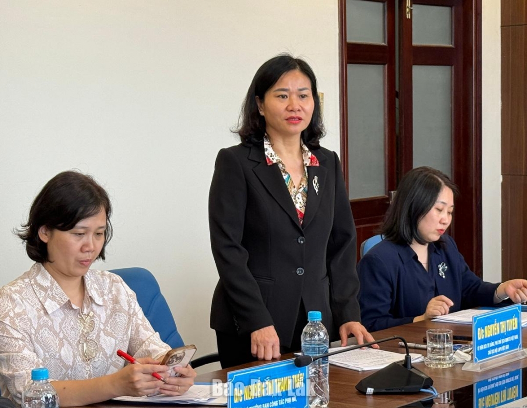 Đồng chí Nguyễn Thị Tuyến, Ủy viên Trung ương Đảng, Phó Chủ tịch Ủy ban Trung ương MTTQ Việt Nam, Chủ tịch Hội LHPN Việt Nam phát biểu tại buổi thăm.