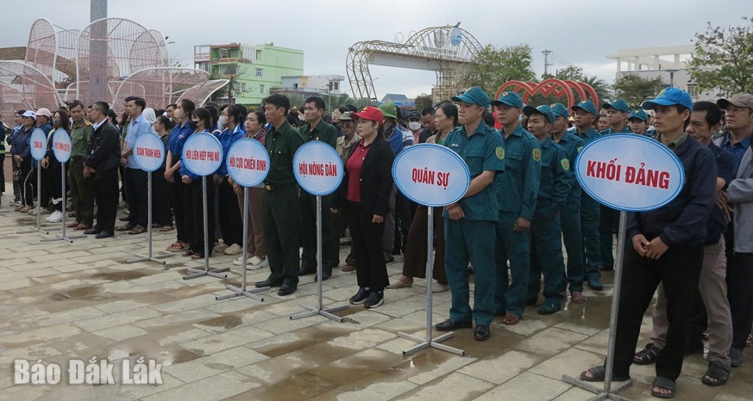 Các lực lượng đồng loạt ra quân.