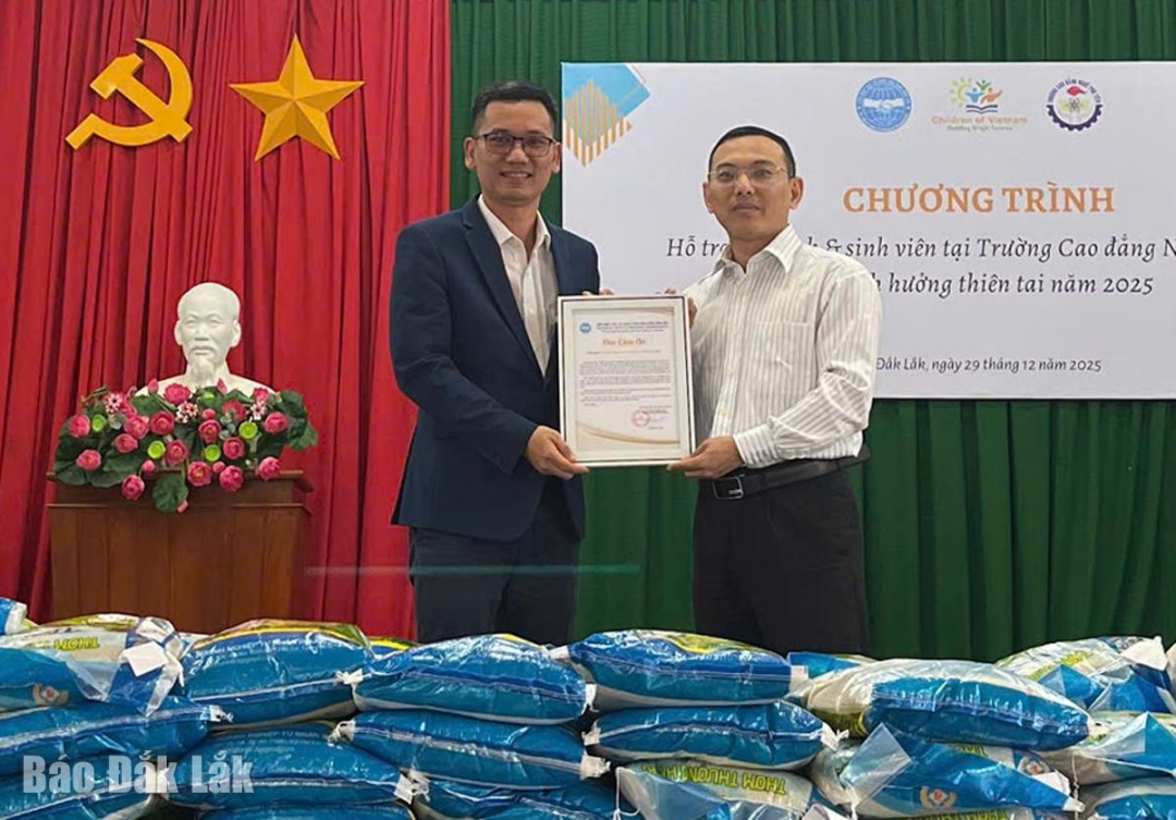 Liên hiệp các tổ chức hữu nghị tỉnh gởi thư cảm ơn Tổ chức Children of Vietnam (COV/Hoa Kỳ) tại Việt Nam.