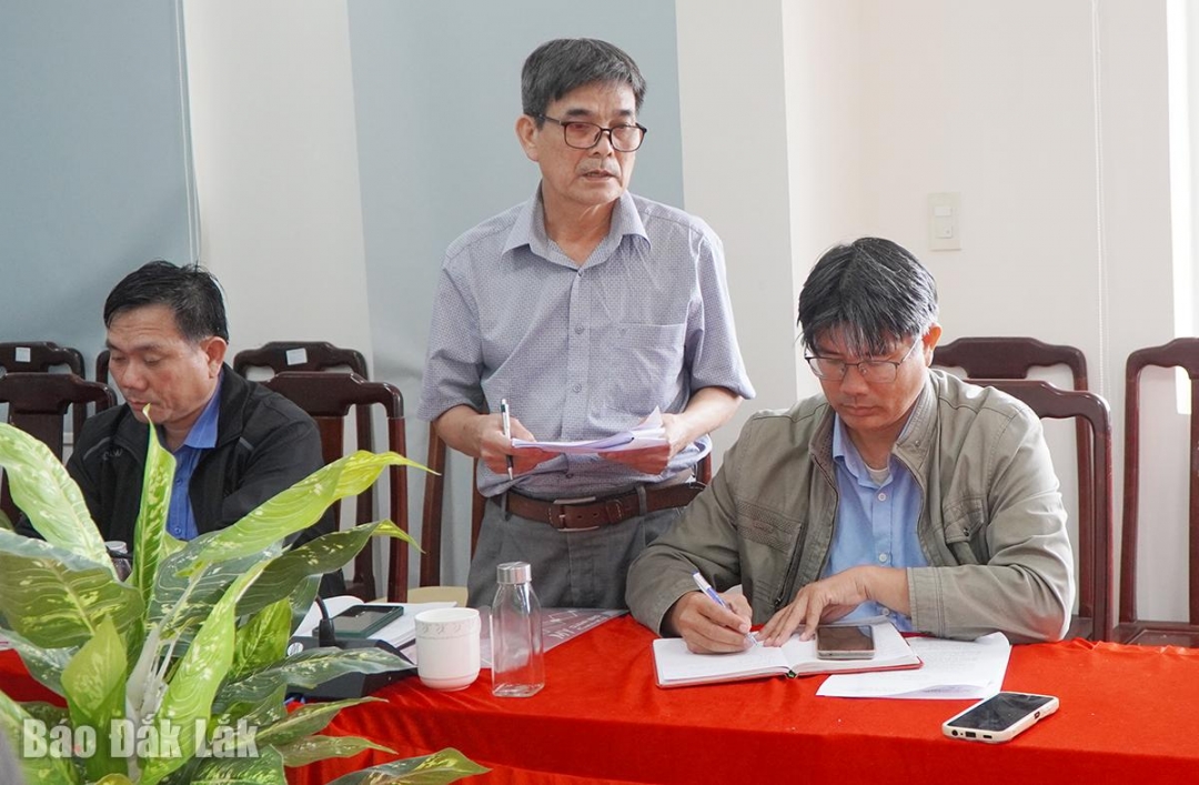 Đại diện Công ty TNHH một thành viên Thủy nông Đồng Cam cam kết thời gian mở nước vụ Đông Xuân 2025-2026.