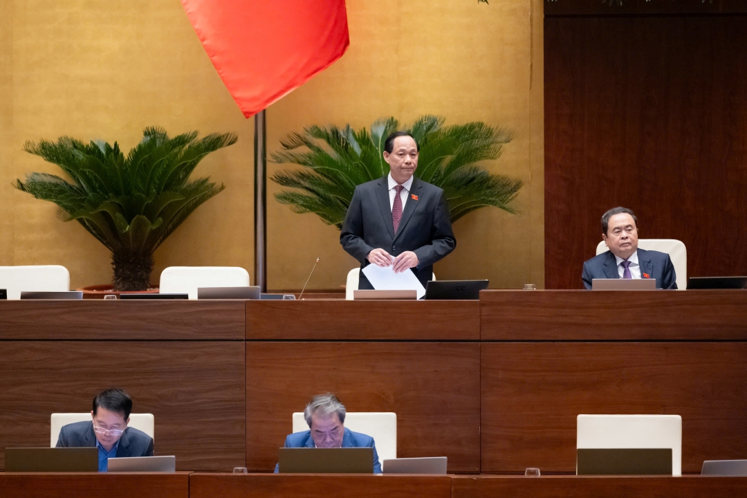 Đoàn Chủ toạ điều hành phiên họp. Ảnh: quochoi.vn