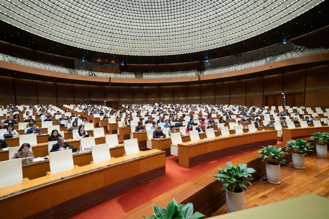 Đại biểu tham dự phiên thảo luận. Ảnh: quochoi.vn