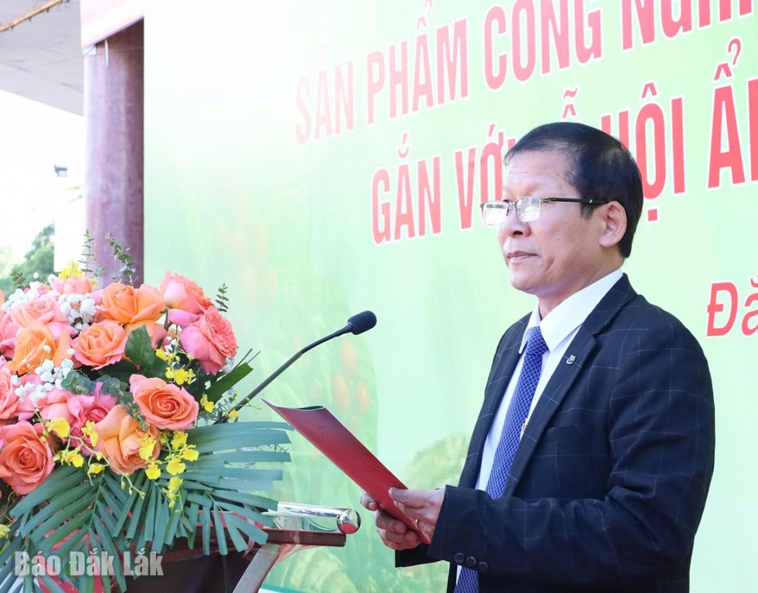 Ông Nguyễn Văn Nhiệm, Phó Giám đốc Sở Công Thương tỉnh Đắk Lắk phát biểu khai mạc