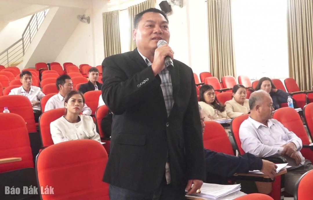 Đại biểu... góp ý 