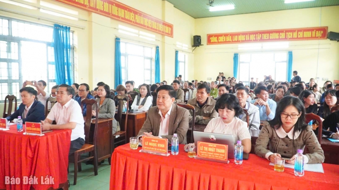 Các đại biểu tham dự ngày hội.