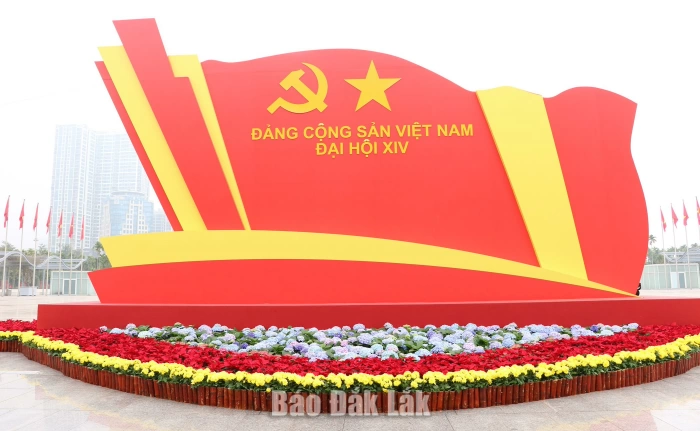 Ngày làm việc đầu tiên của Đại hội đại biểu toàn quốc lần thứ XIV của Đảng