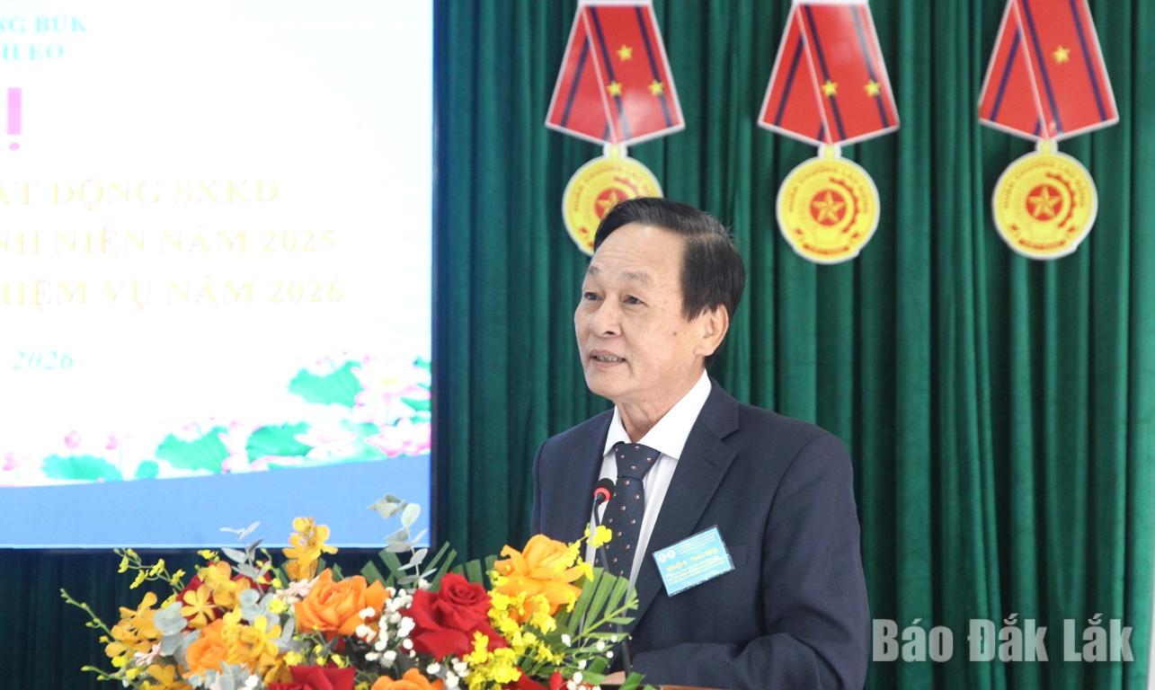 Ông Trần Thanh Phụng, Phó Tổng Giám đốc Tập đoàn công nghiệp Cao su Việt Nam phát biểu tại hội nghị.