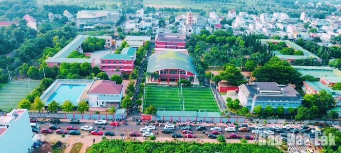 Dấu ấn Trường THCS và THPT Đông Du