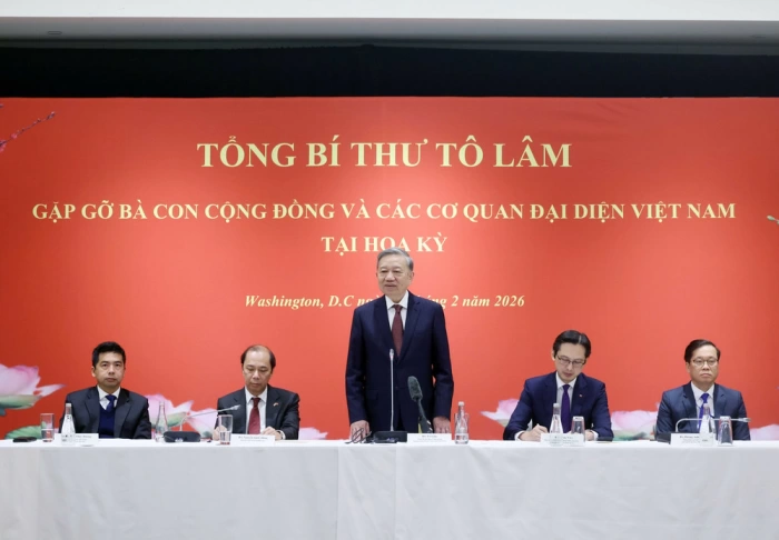 Party chief meets with representatives of Vietnamese community, agencies in US