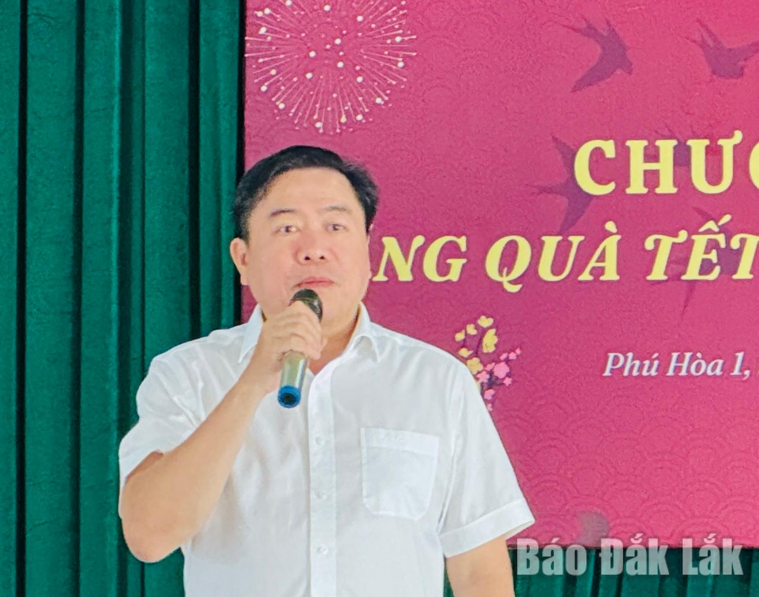 Đồng chí Trần Hữu Thế, Ủy viên Ban Thường vụ Tỉnh ủy, Phó Chủ tịch Thường trực Ủy ban MTTQ Việt Nam tỉnh phát biểu tại chương trình.